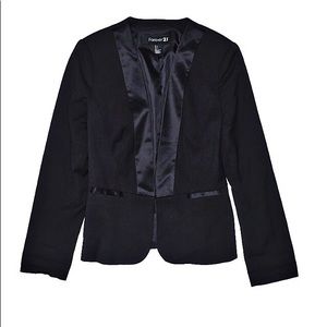 💵★FAST SHIPPING★💵 Black Blazer w/ Silk Collar 🎩